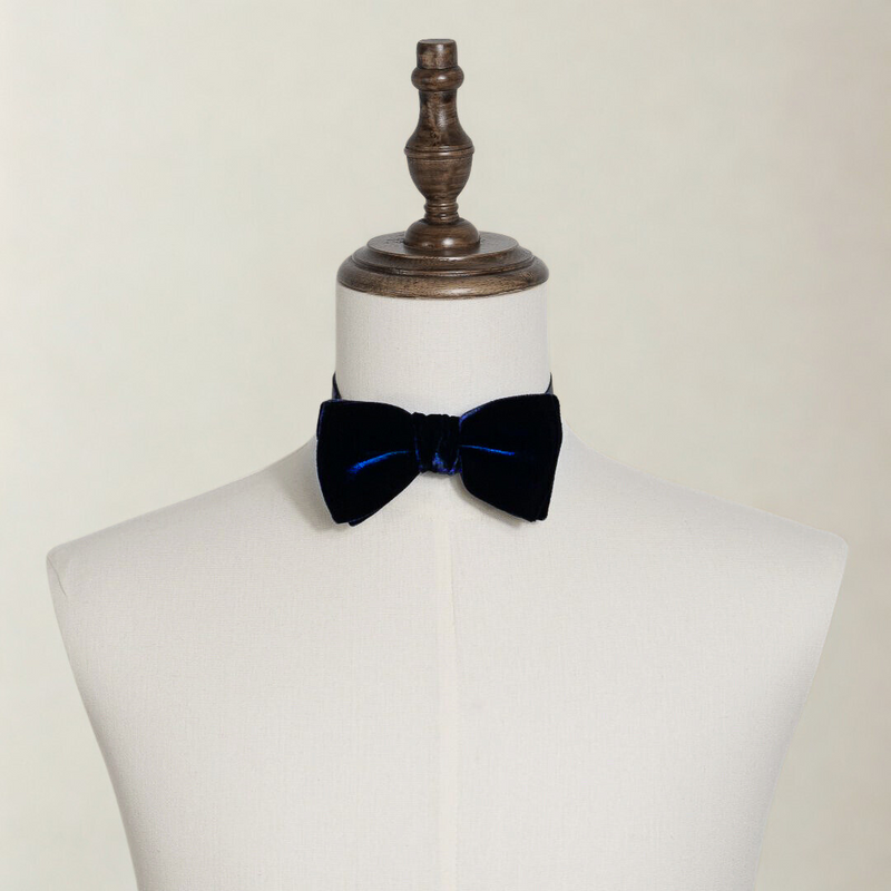 Classic Velvet Bow Tie - Midnight Navy