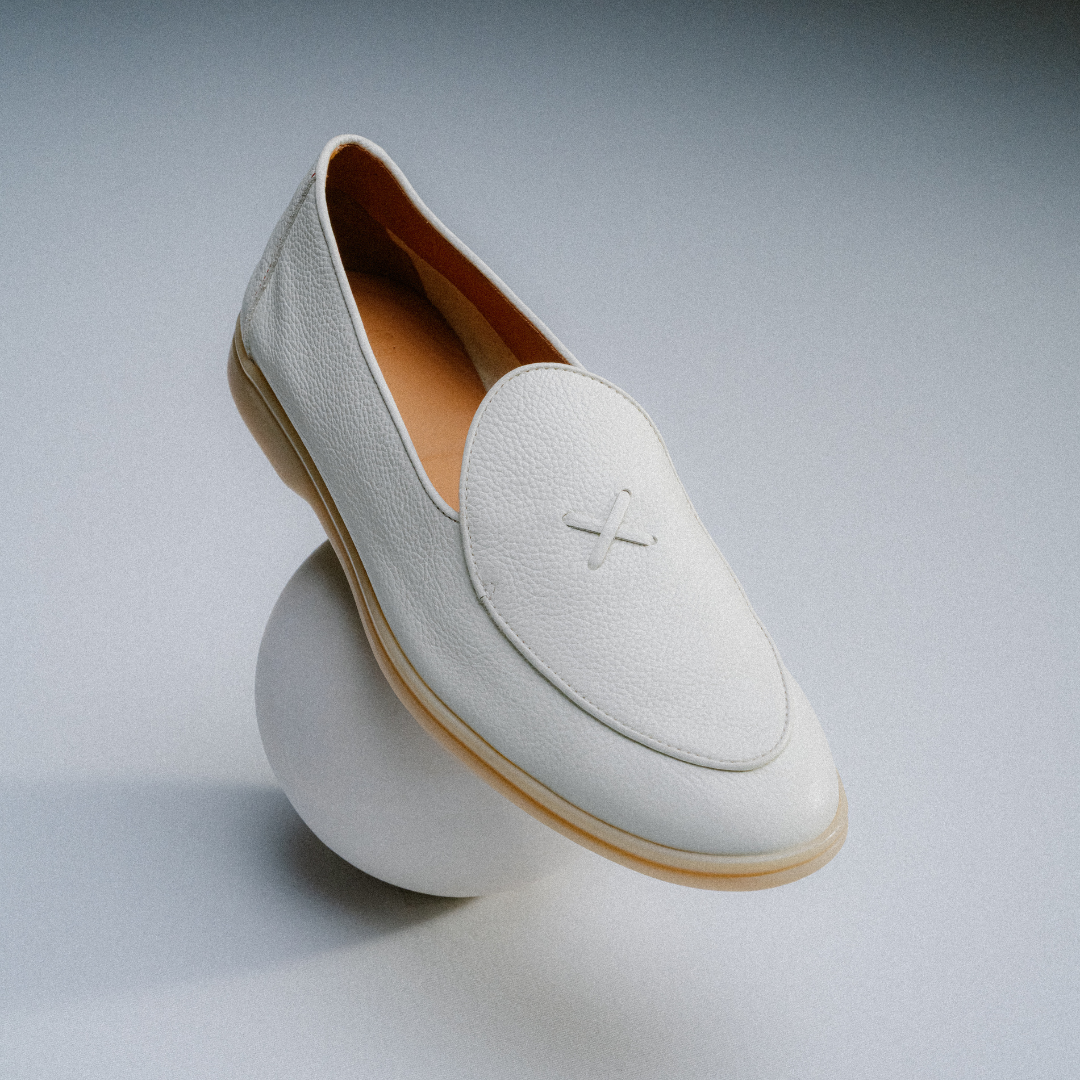 Men's Vintage White Pebbled Leather Viaggio Loafer